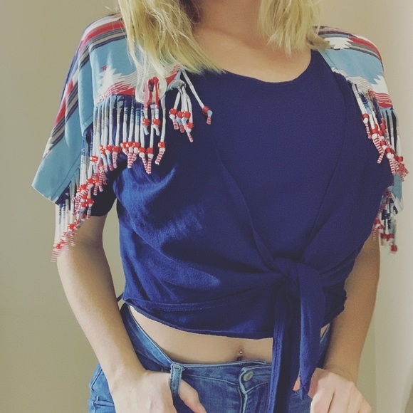 Vintage Tops - 🌟4 for $20 VTG western concho front knot tee